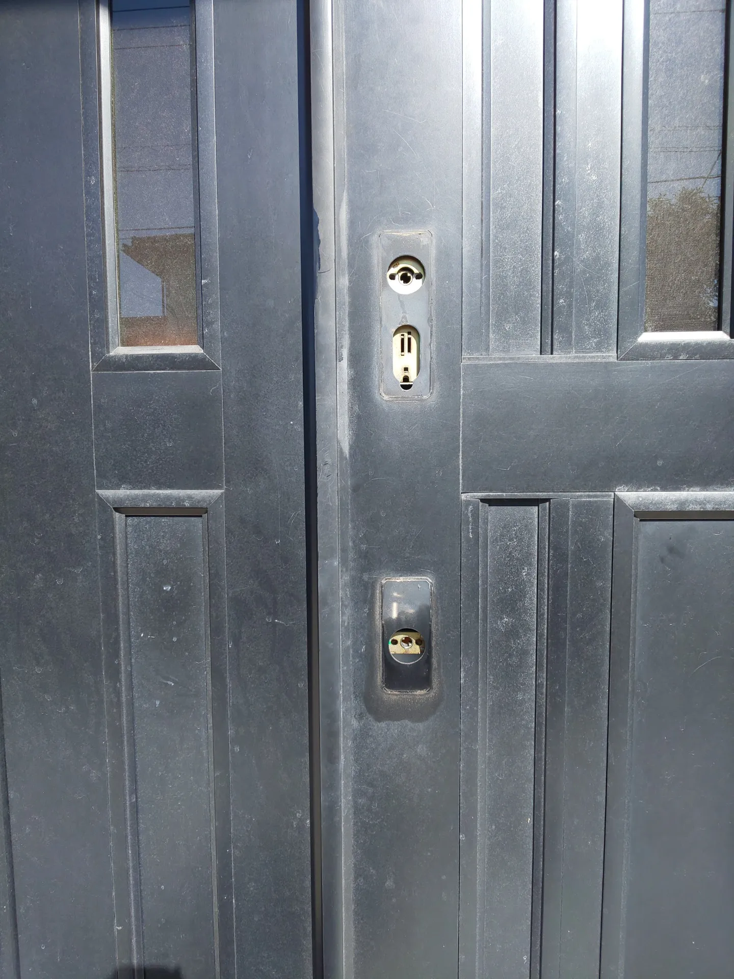 群馬県で戸建て玄関の鍵修理！群馬県の鍵屋ならキーアーク24